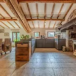 Villa Di John